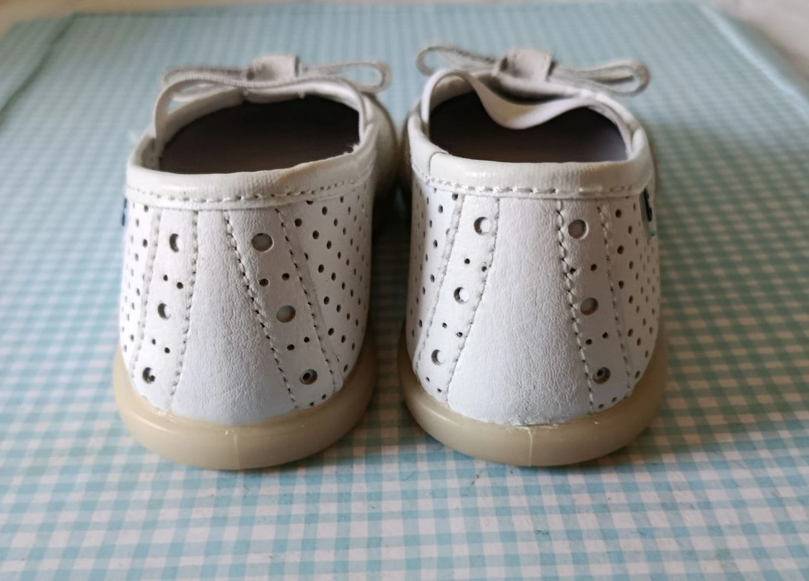 White girls' shoes – photo 2